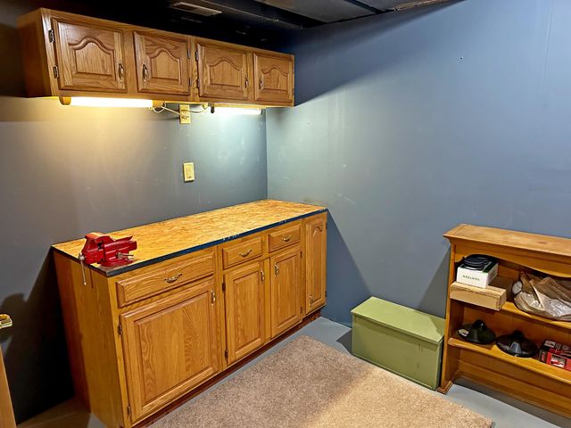6732 Vienna Avenue, Portage, IN 46368