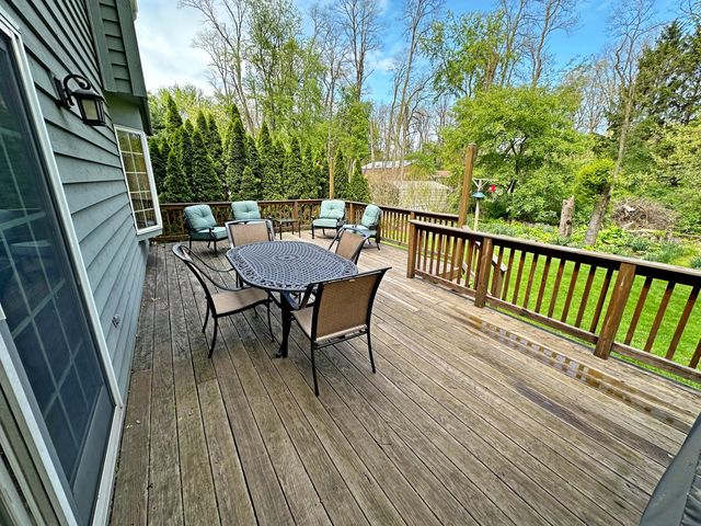 6732 Vienna Avenue, Portage, IN 46368