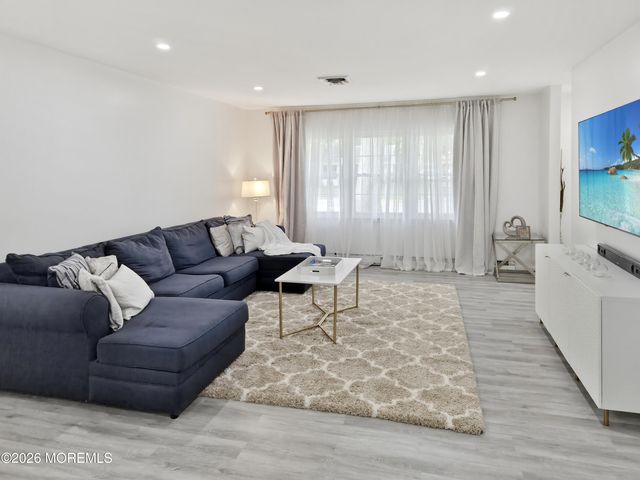 151B Buckingham Drive, Lakewood, NJ 08701
