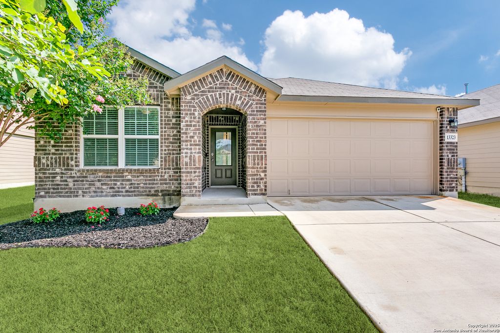 13323 Spike Rush, San Antonio, TX 78254