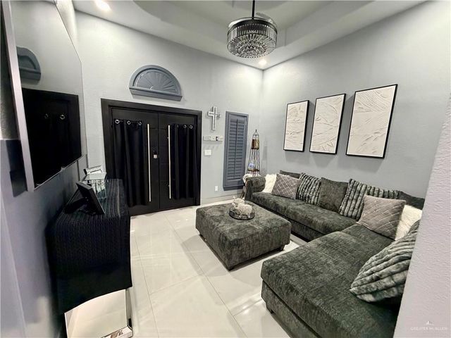 133 Gardenia Circle, Rio Grande City, TX 78582