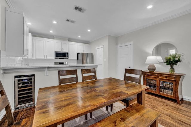 5832 Darling Street 5, Houston, TX 77007