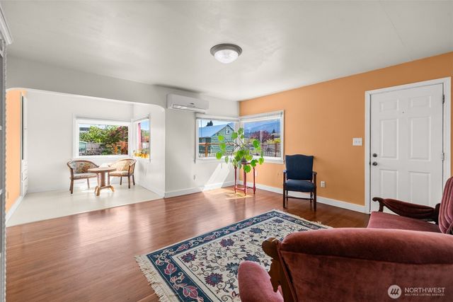 233 W Third Street, Port Angeles, WA 98362