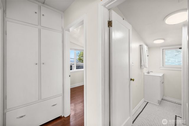 233 W Third Street, Port Angeles, WA 98362