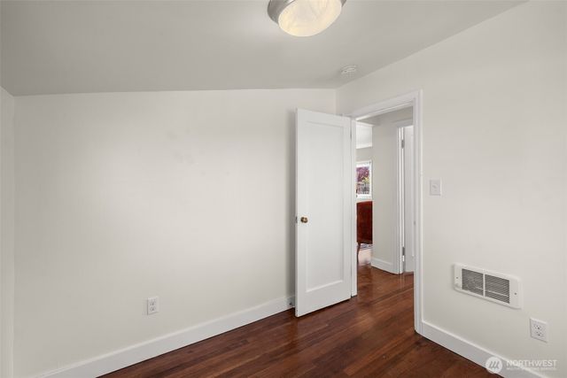 233 W Third Street, Port Angeles, WA 98362