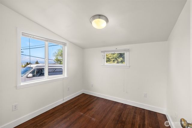 233 W Third Street, Port Angeles, WA 98362
