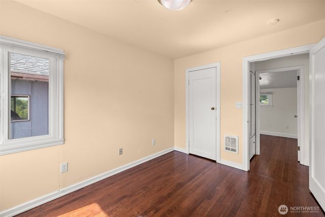 233 W Third Street, Port Angeles, WA 98362