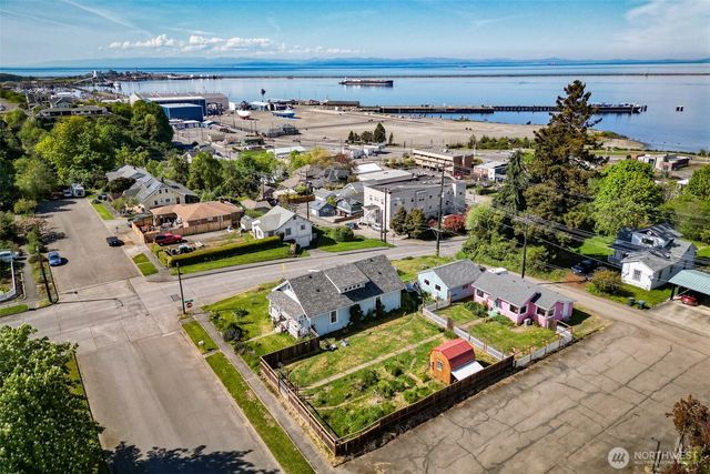 233 W Third Street, Port Angeles, WA 98362