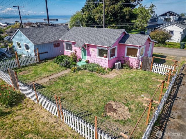 233 W Third Street, Port Angeles, WA 98362