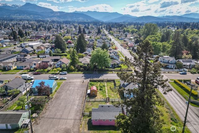 233 W Third Street, Port Angeles, WA 98362