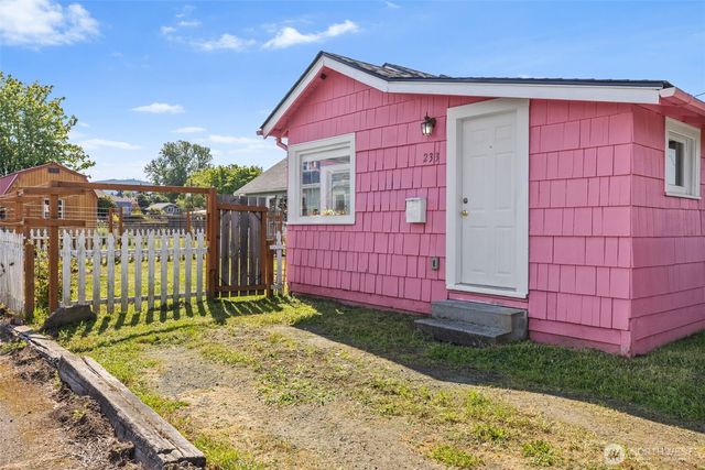 233 W Third Street, Port Angeles, WA 98362