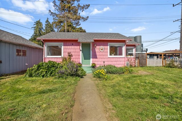 233 W Third Street, Port Angeles, WA 98362