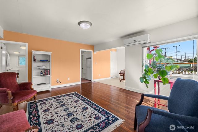 233 W Third Street, Port Angeles, WA 98362