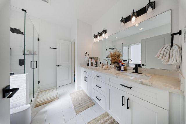 1102 Paul Quinn Street G, Houston, TX 77091