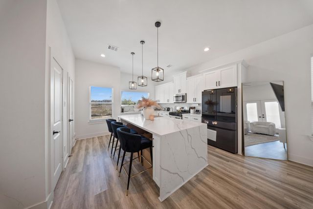 1102 Paul Quinn Street G, Houston, TX 77091