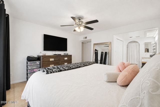 701 W LOS LAGOS VISTA Avenue, Mesa, AZ 85210