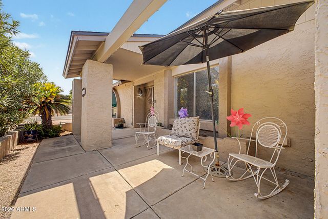 701 W LOS LAGOS VISTA Avenue, Mesa, AZ 85210
