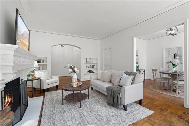 212 Eaton Road 22, San Mateo, CA 94402