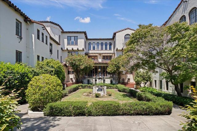 212 Eaton Road 22, San Mateo, CA 94402