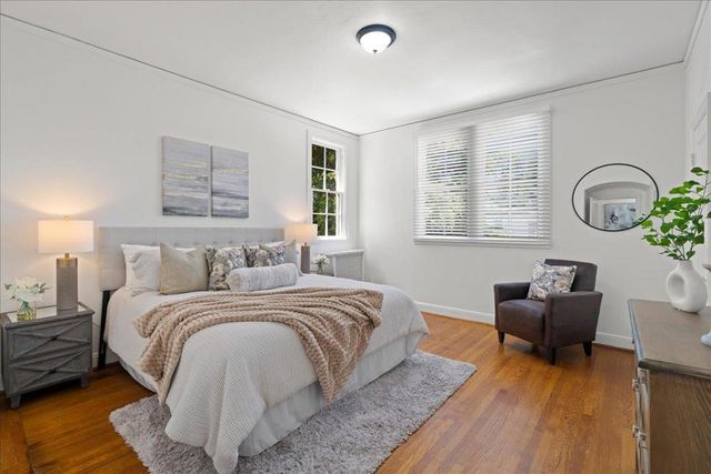 212 Eaton Road 22, San Mateo, CA 94402