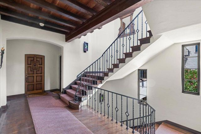 212 Eaton Road 22, San Mateo, CA 94402