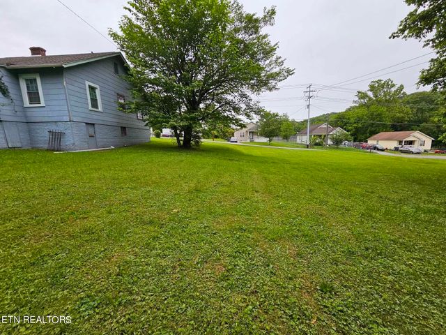 315 Meadow View Rd, Knoxville, TN 37914
