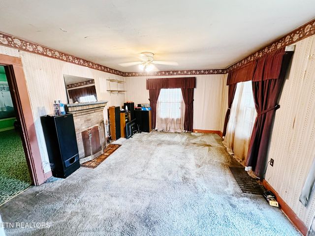 315 Meadow View Rd, Knoxville, TN 37914