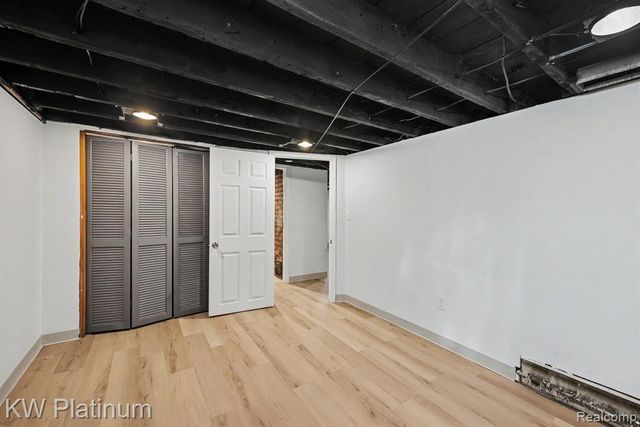 47611 Burton Drive, Shelby Twp, MI 48317