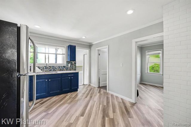 47611 Burton Drive, Shelby Twp, MI 48317