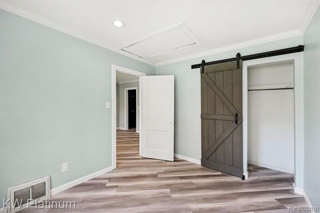 47611 Burton Drive, Shelby Twp, MI 48317