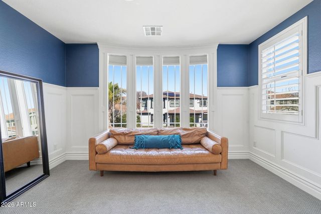 3662 E COMSTOCK Drive, Gilbert, AZ 85296