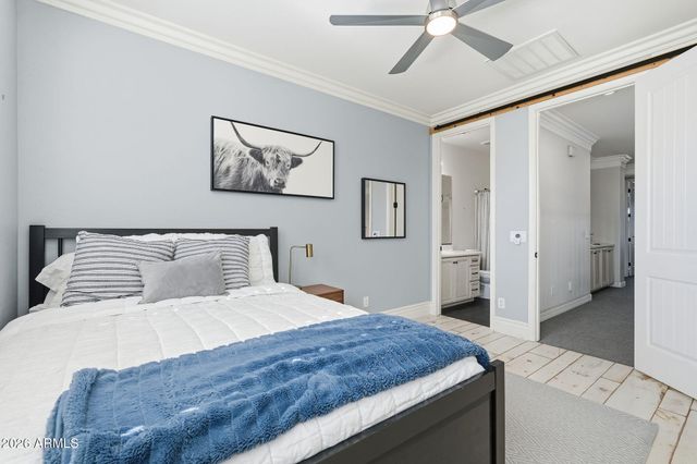 3662 E COMSTOCK Drive, Gilbert, AZ 85296