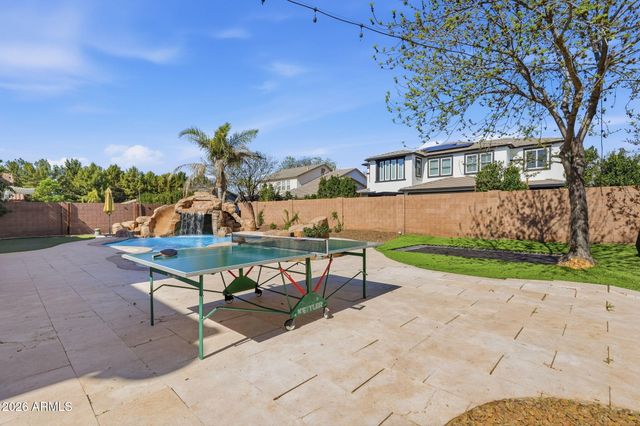 3662 E COMSTOCK Drive, Gilbert, AZ 85296