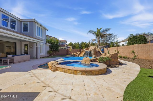 3662 E COMSTOCK Drive, Gilbert, AZ 85296