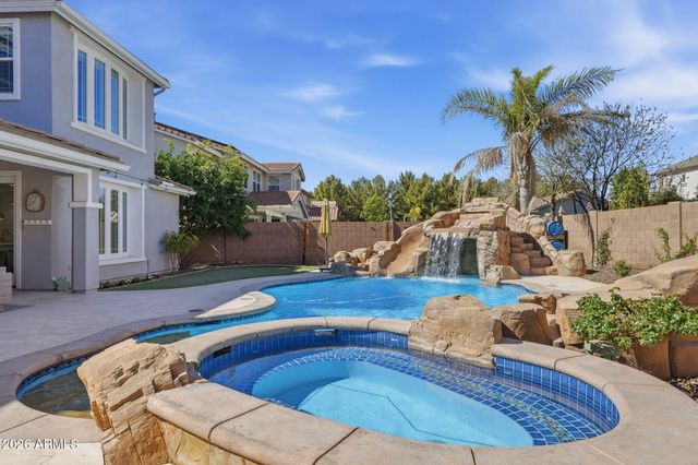 3662 E COMSTOCK Drive, Gilbert, AZ 85296