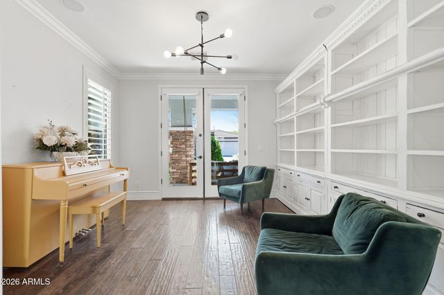 3662 E COMSTOCK Drive, Gilbert, AZ 85296