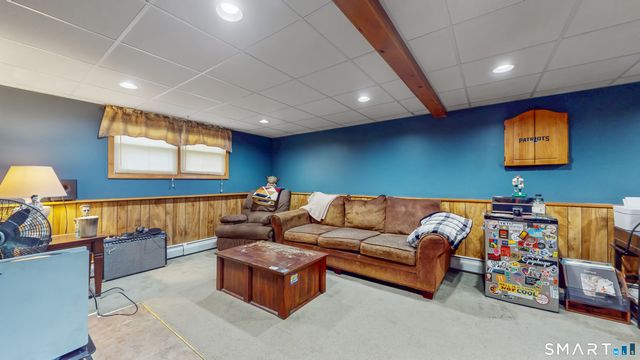 126 Cartpath Drive, Meriden, CT 06450