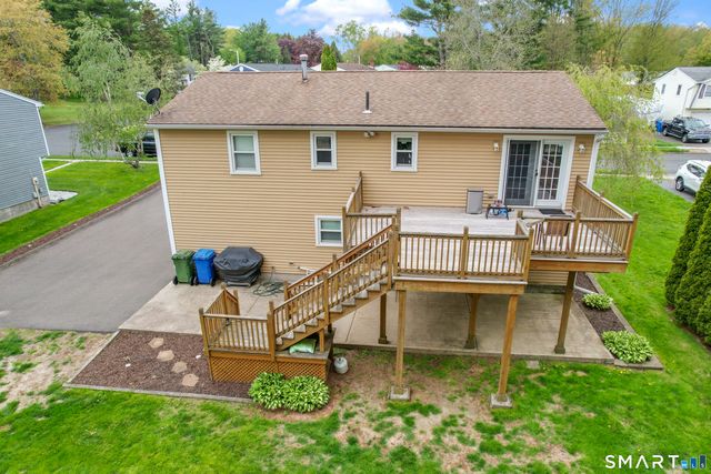 126 Cartpath Drive, Meriden, CT 06450
