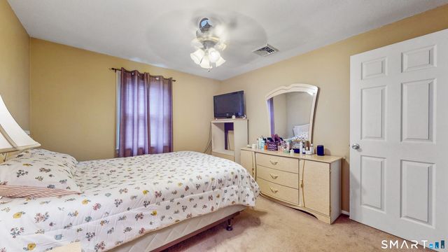 126 Cartpath Drive, Meriden, CT 06450