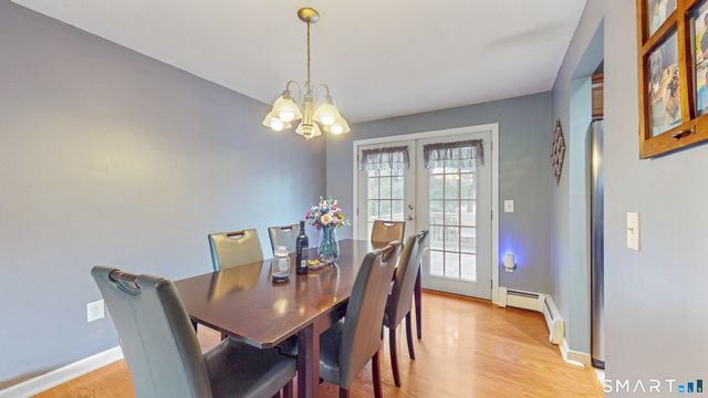 126 Cartpath Drive, Meriden, CT 06450