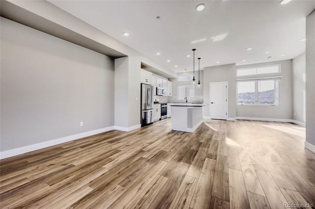 15508 W Washburn Avenue, Lakewood, CO 80228