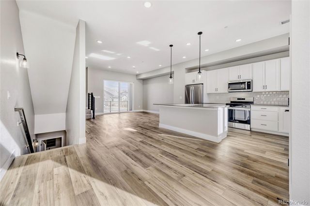 15508 W Washburn Avenue, Lakewood, CO 80228