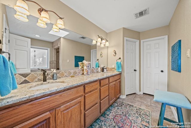 205 Cody, Canyon Lake, TX 78133