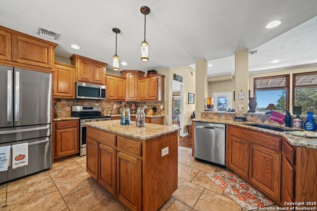 205 Cody, Canyon Lake, TX 78133