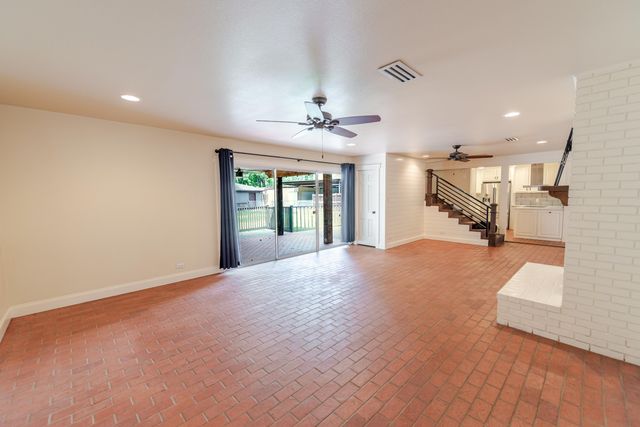 1010 S Williams Ave., Mount Pleasant, TX 75455