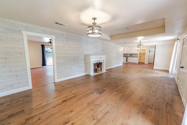 1010 S Williams Ave., Mount Pleasant, TX 75455