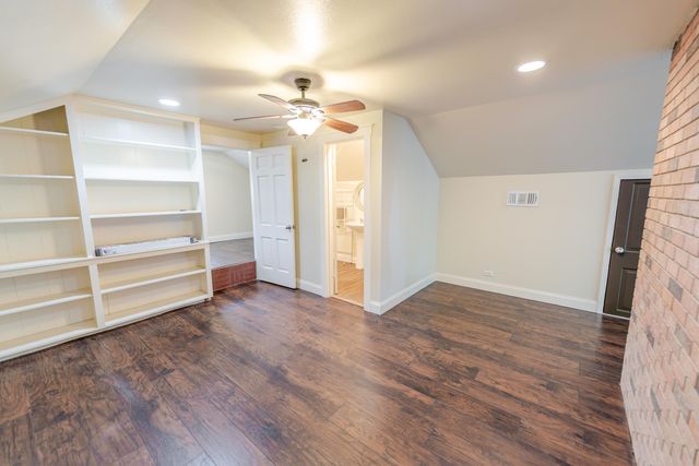 1010 S Williams Ave., Mount Pleasant, TX 75455