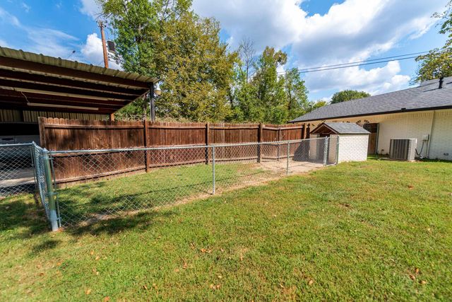 1010 S Williams Ave., Mount Pleasant, TX 75455