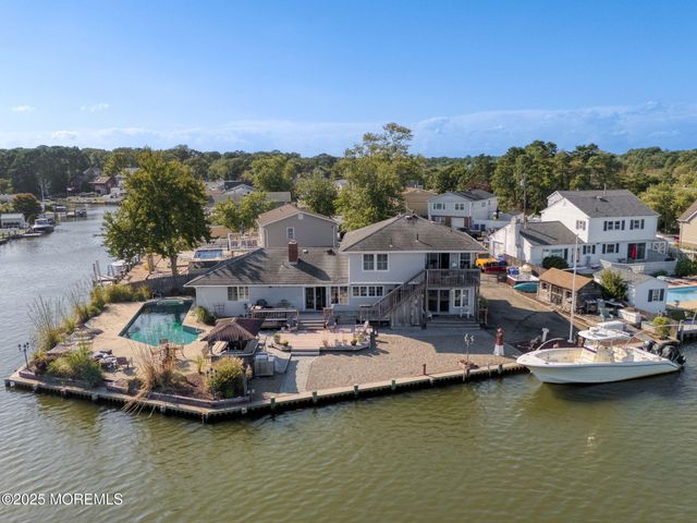 53 Lenape Trail, Brick, NJ 08724