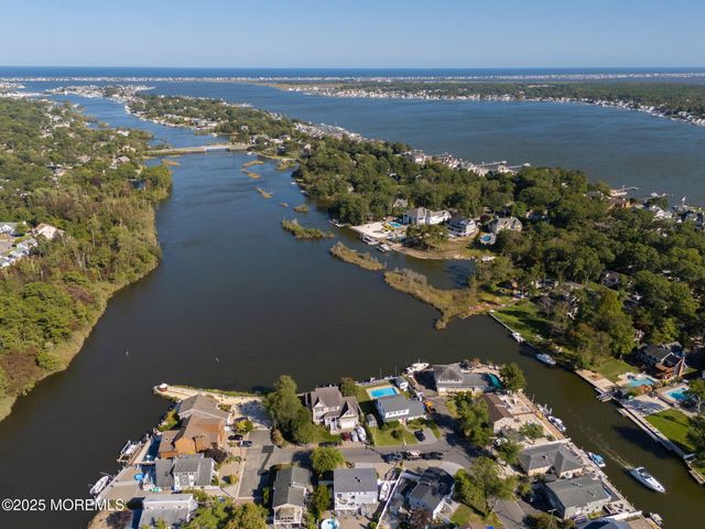 53 Lenape Trail, Brick, NJ 08724